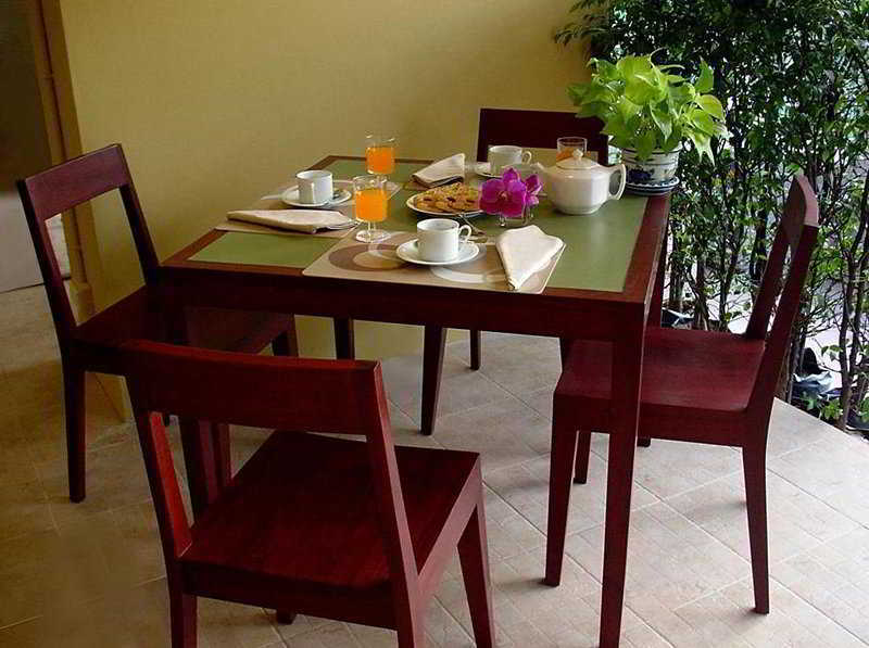 בנגקוק Oyo 434 Boonsiri Place Hotel מראה חיצוני תמונה