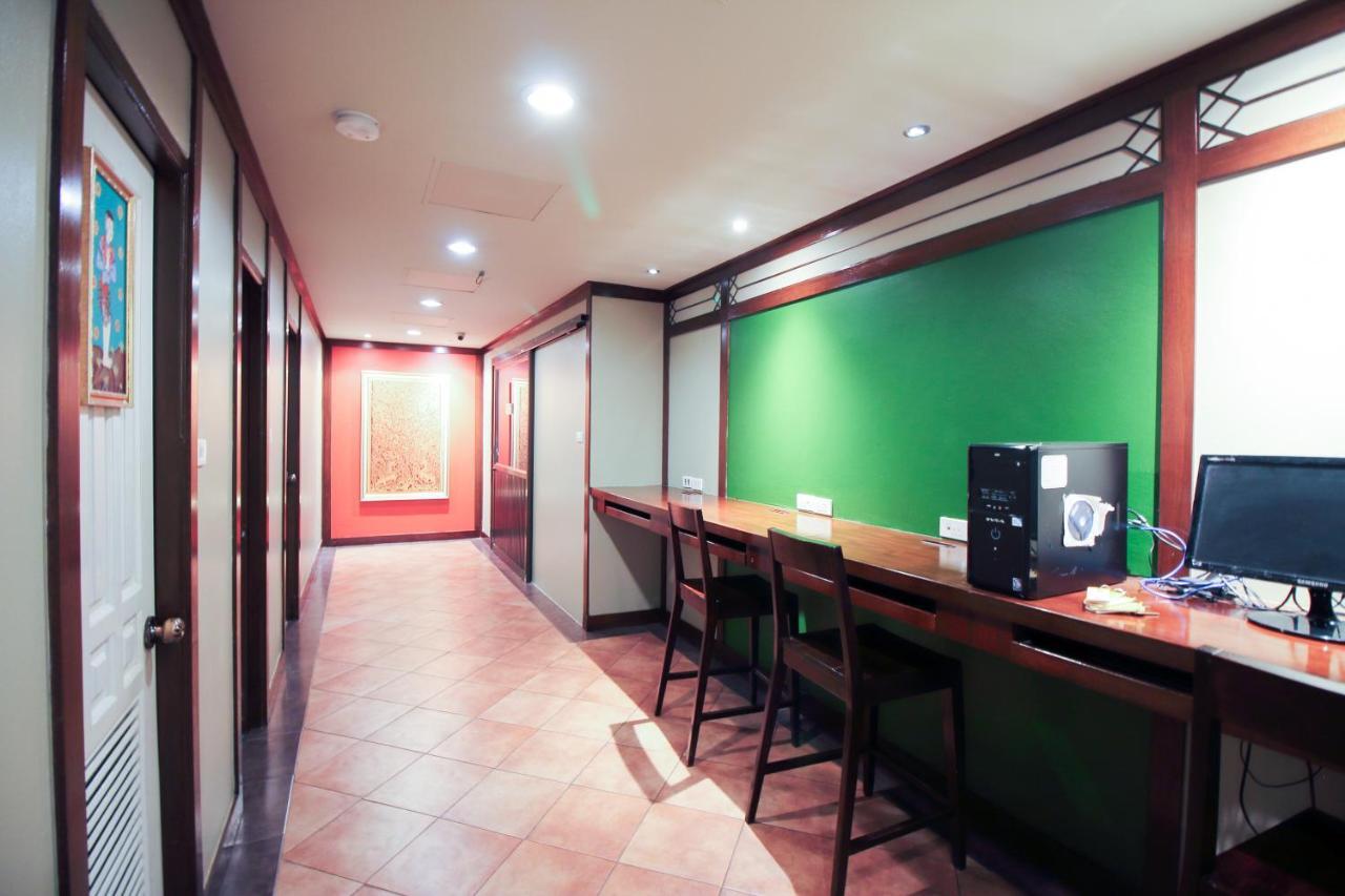 בנגקוק Oyo 434 Boonsiri Place Hotel מראה חיצוני תמונה