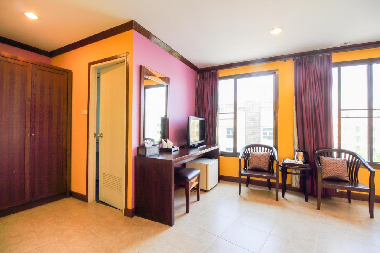 בנגקוק Oyo 434 Boonsiri Place Hotel מראה חיצוני תמונה