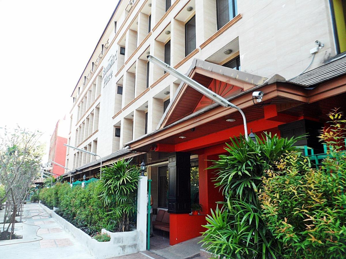 בנגקוק Oyo 434 Boonsiri Place Hotel מראה חיצוני תמונה